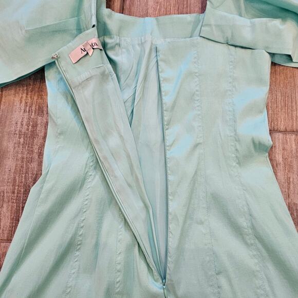 Aureta Studio Lisette Dress Size M Mint Puff Sleeve Mini Structured Statement - Picture 8 of 12